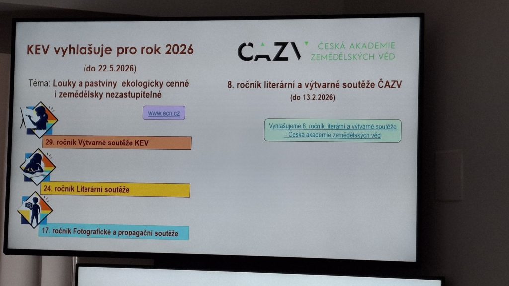 Obraz z projekčního plátna s informacemi EVVO